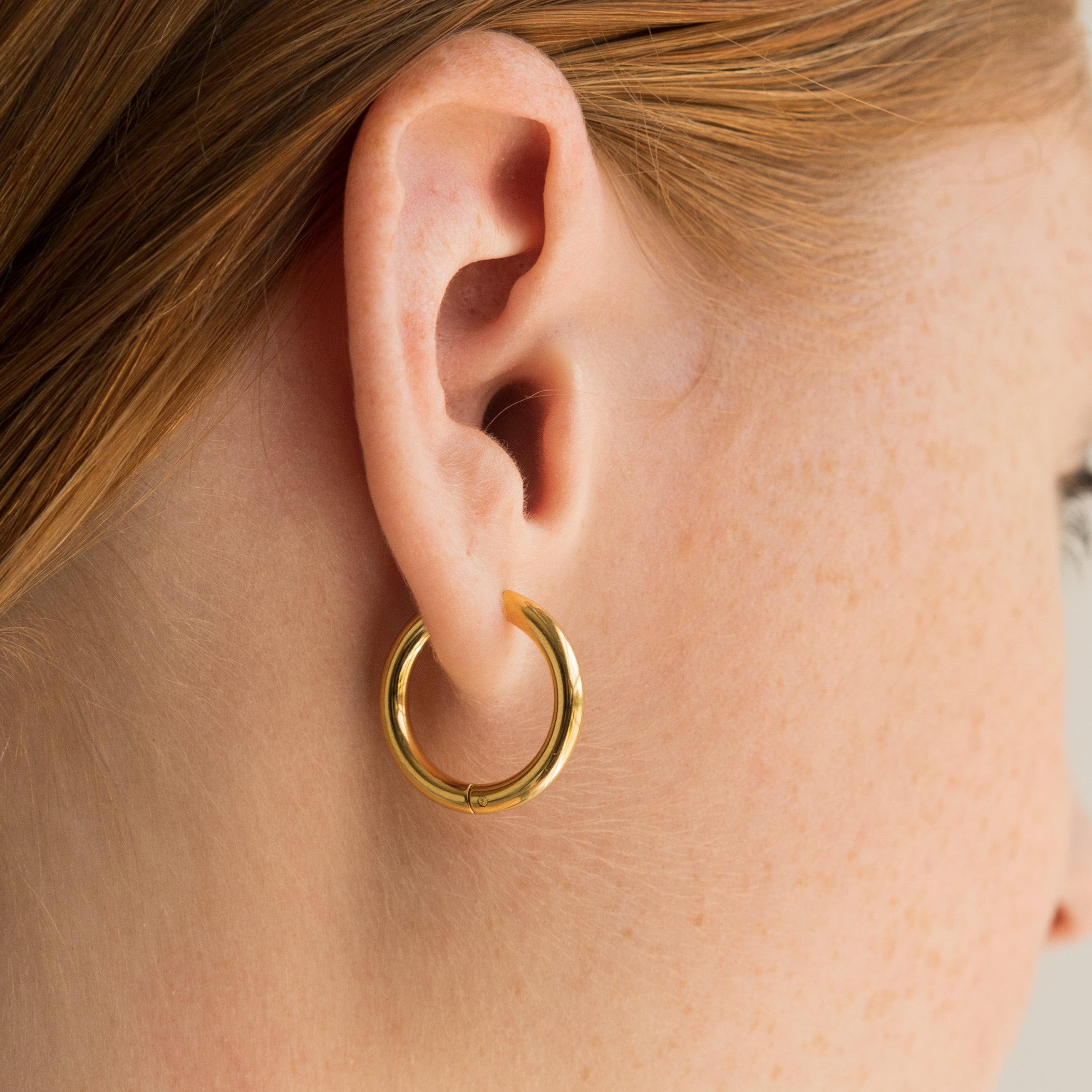 Waterproof 16mm Gold Basic Hoops
