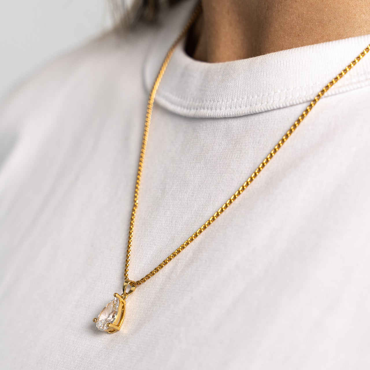 The  Pear Pendant Necklace