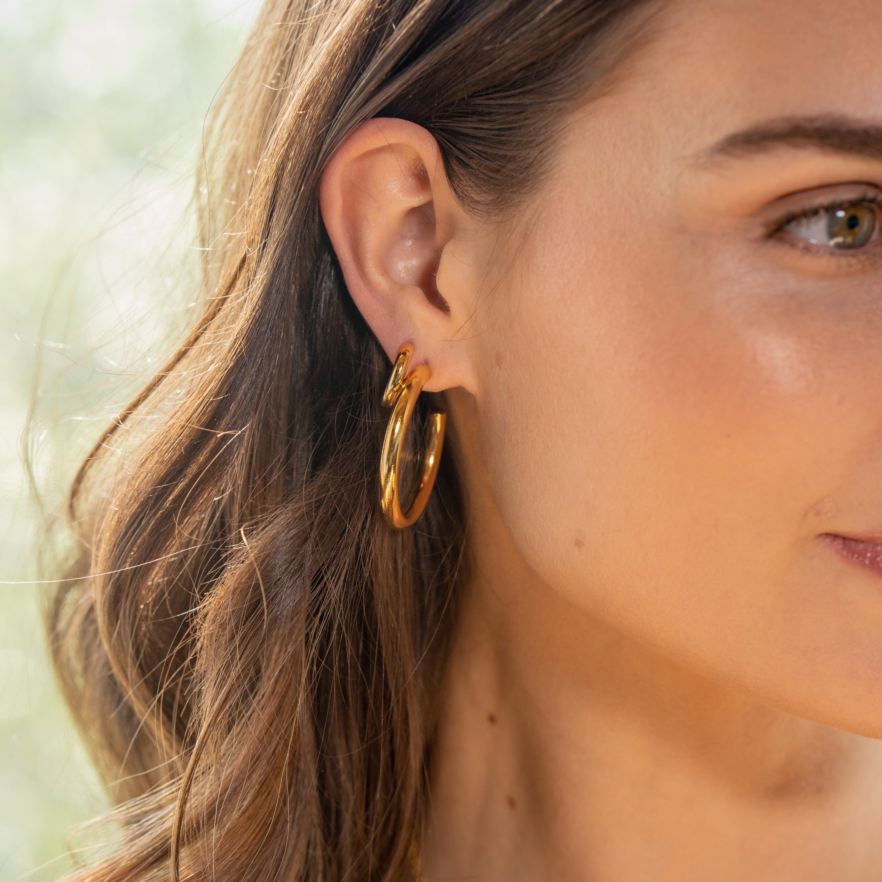 Chunky Tube Hoops Medium