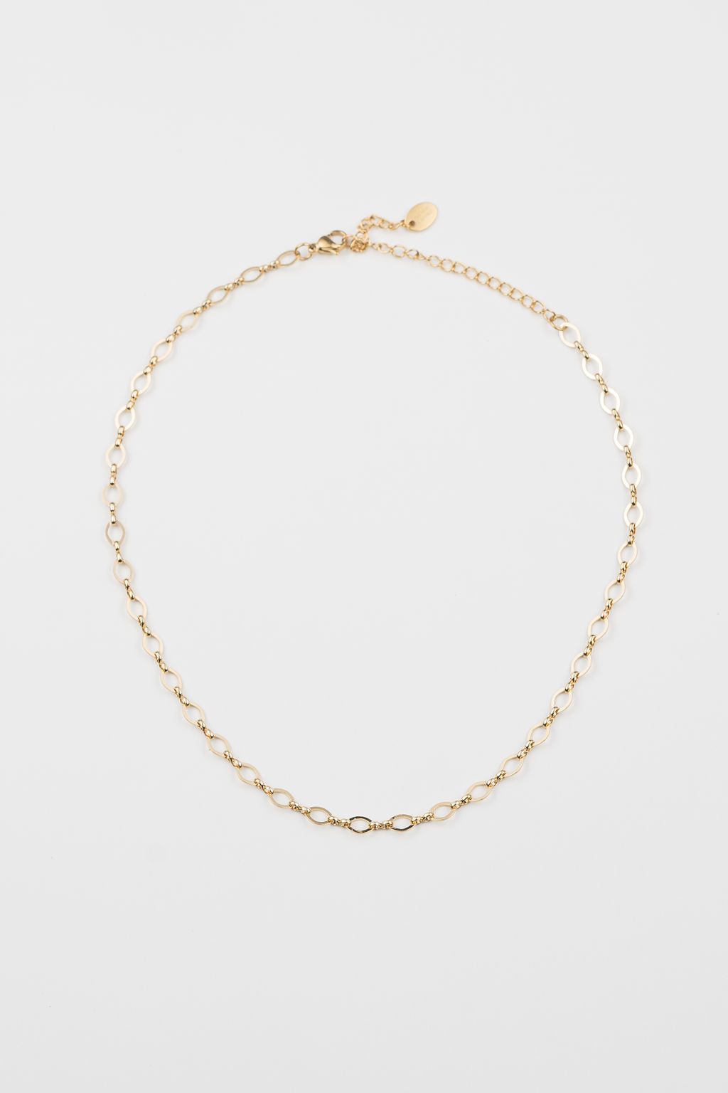 Dainty Oval Choker